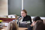 Алексей Зверобоев, студент 5 курса МДС проводит занятие по теме: Православная литература
