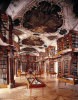 Библиотека монастыря святого Галла в Швейцарии. Библиотеку основал святой Отмар, основатель монастыря святого Галла. Это самая древняя библиотека Швейцарии и одна из самых ранних и важных монастырских библиотек в мире