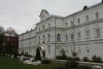 Здание Костромской духовной семинарии на территории Богоявленско-Анастасиина монастыря